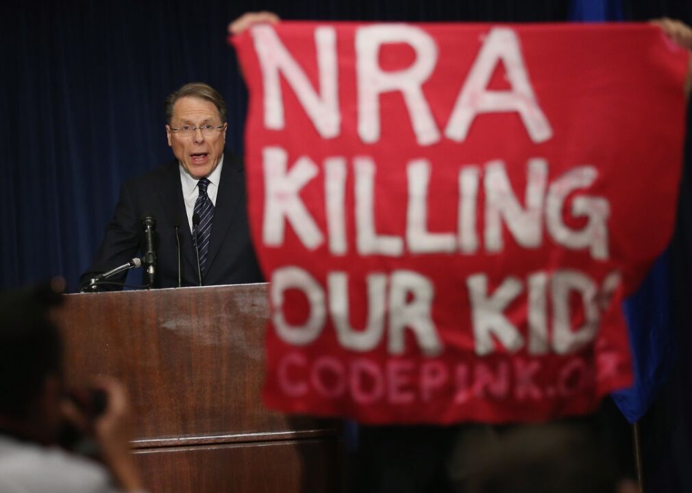 2012: NRA rejects gun controls after Sandy Hook massacre